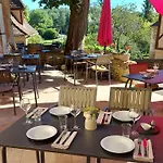Bed & Breakfast Les Cedres 3*