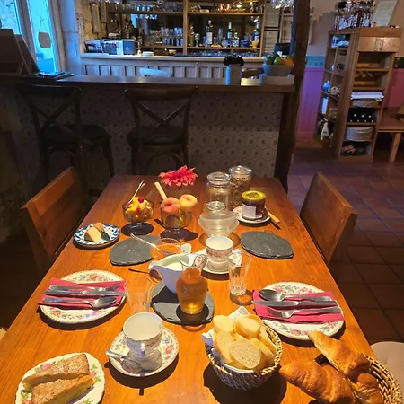 住宿加早餐酒店 Les Cedres 圣马塞尔杜围