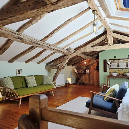 Les Cedres 住宿加早餐酒店 圣马塞尔杜围