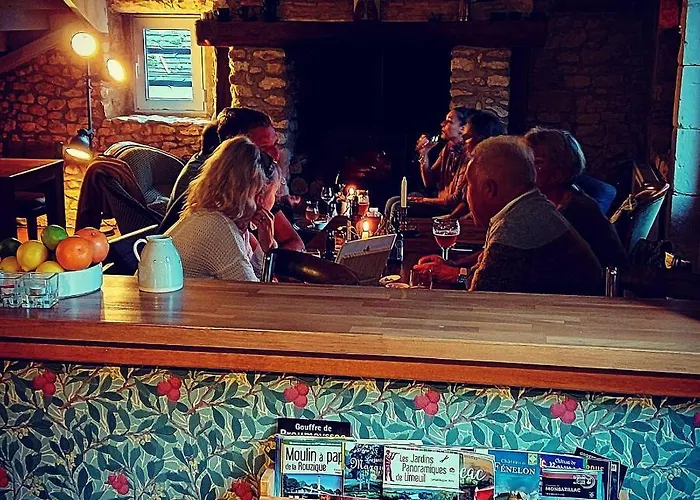 Les Cedres 住宿加早餐酒店