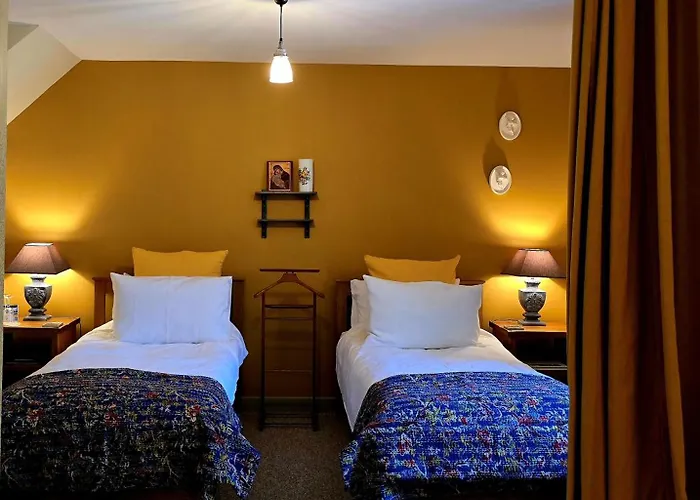 住宿加早餐酒店 Les Cedres 3*